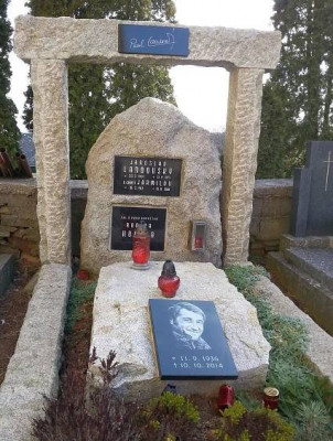 Hrob českého herce Pavla Landovského