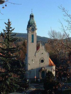 Jablonec nad Nisou, kostel Povýšení sv. Kříže