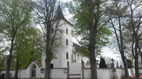 Lelekovice, kostel sv. Jakuba a Filipa