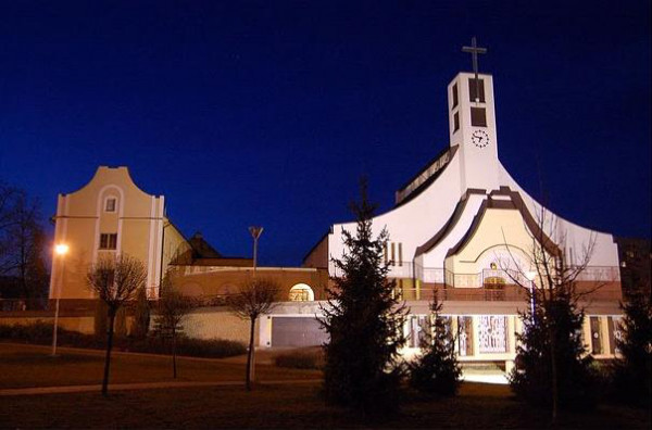 Otrokovice, kostel sv. Vojtěcha