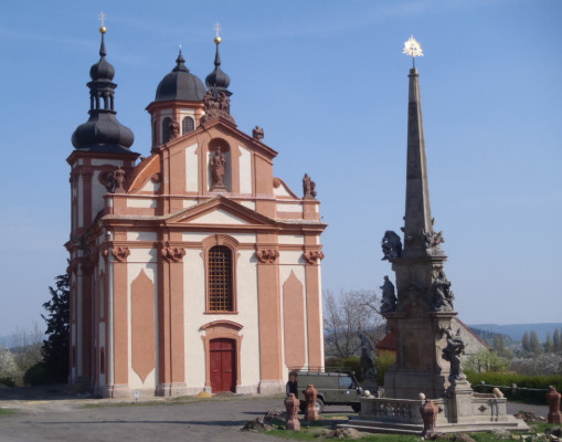 Valeč, kostel Nejsvětější Trojice