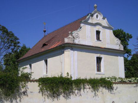 Libiš, kostel Svaté Trojice