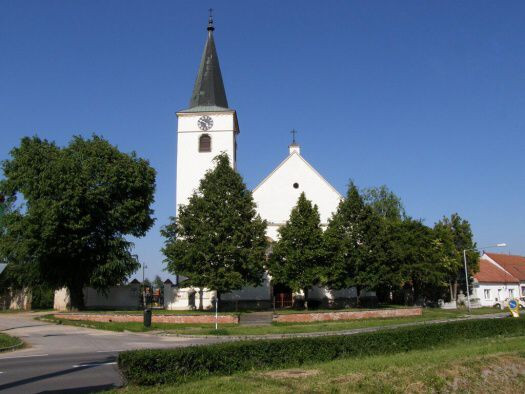 Vojkovice, kostel sv. Vavřince