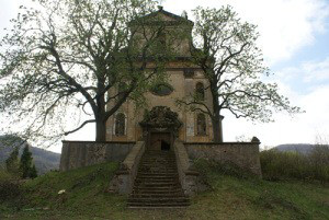 Velemín-Milešov, kostel sv. Antonína Paduánského