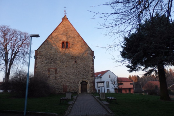 Uhlířské Janovice, kostel sv. Jiljí