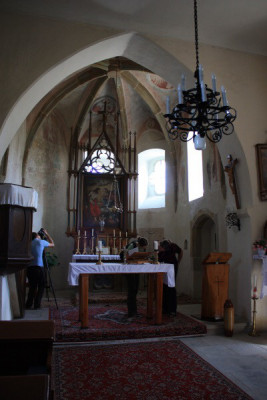 Sobětuchy-Pouchobrady, kostel Nejsvětější Trojice