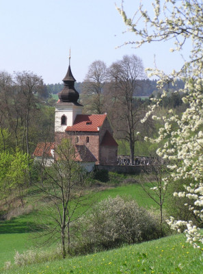 Stříbrná Skalice, kostel sv. Jakuba Většího, hřbitov