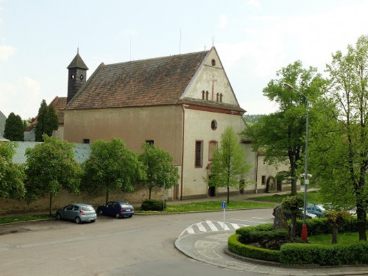 Opočno, kostel Narození Páně