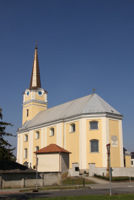 Kostel sv. Prokopa / Kostel sv. Propa