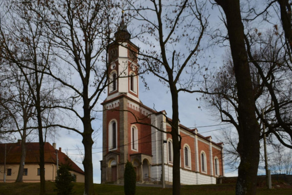 Borovnice narovnaná věž (2).jpg