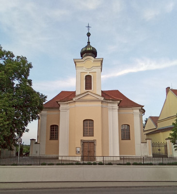 kostel Povýšení sv. Kříže / Autor fotografie: Josef Mátl