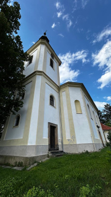 Kostel sv. Václava - od kostnice / Autor fotografie: Nováková Tereza 